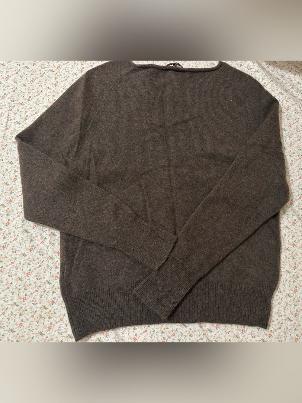 Women's Brown boatneck Sweater size small - Picture 3 of 10
